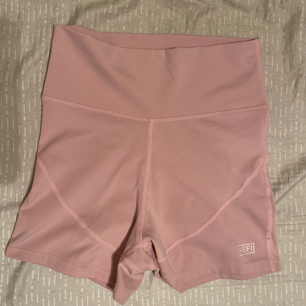 Kefi baby pink 3” shorts